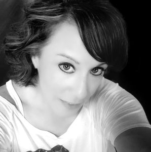 Meet your Posher, Kari